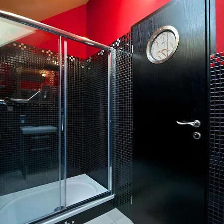 Hotel apartamentowy Alice House