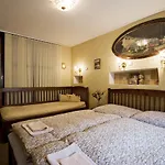 Hotel apartamentowy Alice House Praga