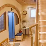 Hotel apartamentowy Alice House