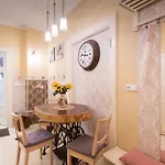 Alice House 3*