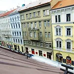 Apartmanhotel Alice House