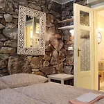 Alice House Apartmanhotel