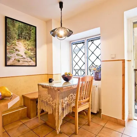 Hotel apartamentowy Alice House 3*