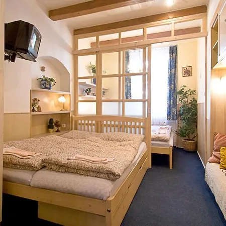 Hotel apartamentowy Alice House Praga