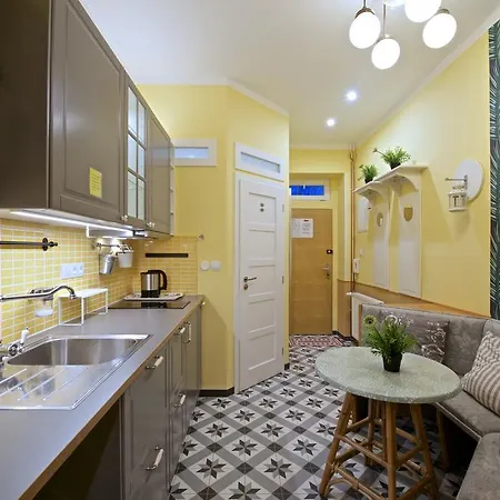 Hotel apartamentowy Alice House Praga
