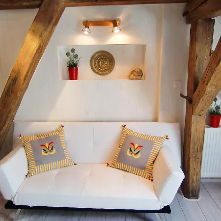 Hotel apartamentowy Alice House