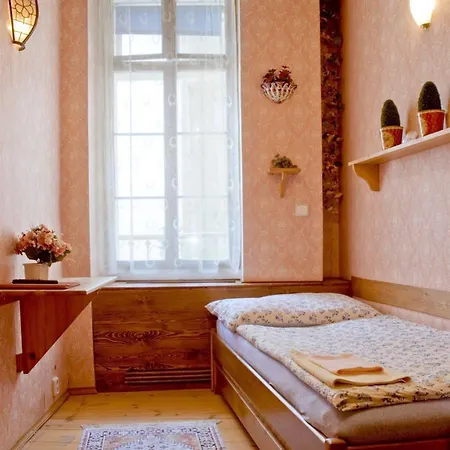 Alice House Praga