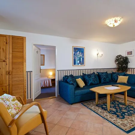 Alice House Hotel apartamentowy Praga