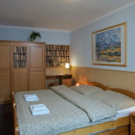 Alice House Hotel apartamentowy 3*