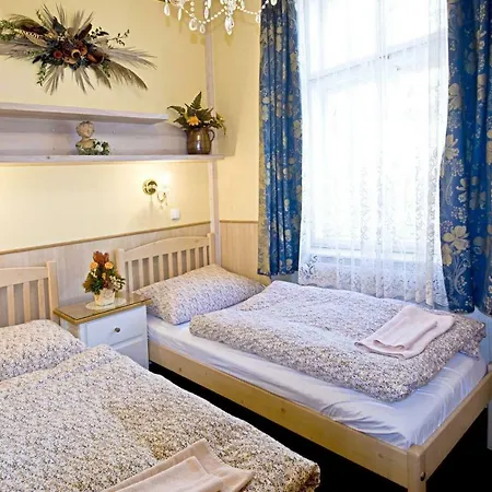Hotel apartamentowy Alice House