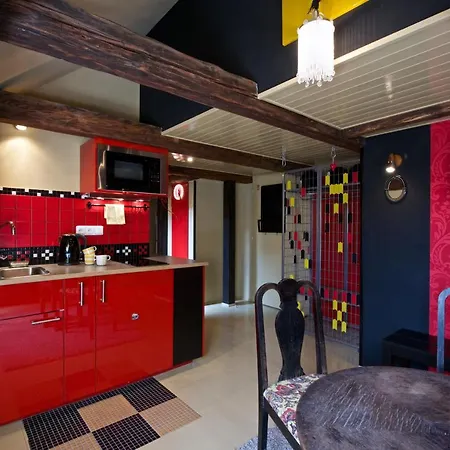 Alice House Hotel apartamentowy