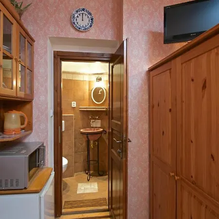 Hotel apartamentowy Alice House