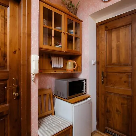 Hotel apartamentowy Alice House