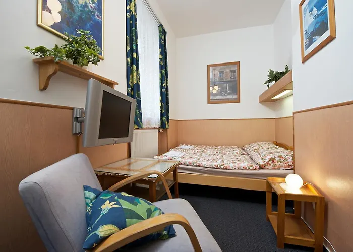 Alice House 3*